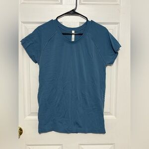 Athleta Momentum Tee- Size XL